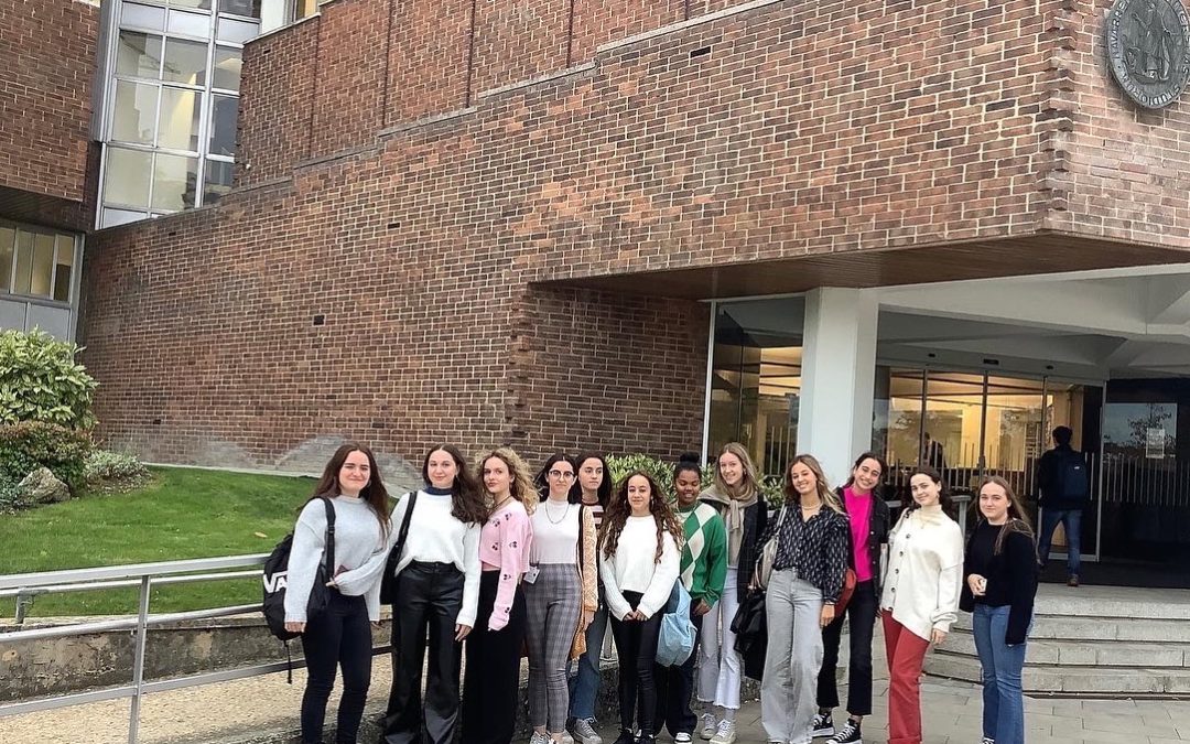 Doce alumnas, en la apertura del programa Excellence en la Universidad de Navarra